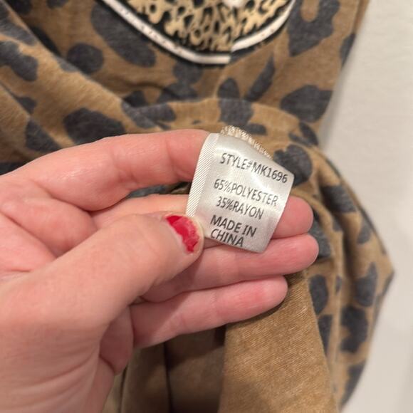 Mazik Leopard Print Graphic Muscle Tee Sleeveless Size Small - Picture 4 of 7